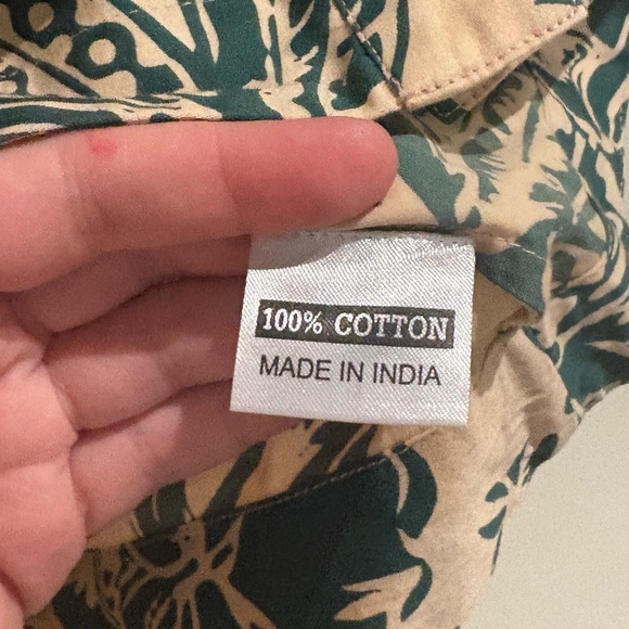 Olivia by Livro Nellie Button Tank Top in Tropicalia Blush & Green Size Small - Picture 7 of 7